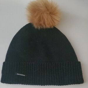 Turtlefur Black Lambswool Beanie Hat With Pom Pom
